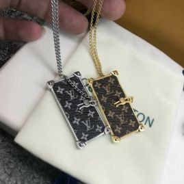 Picture of LV Necklace _SKULVnecklace06cly16712389